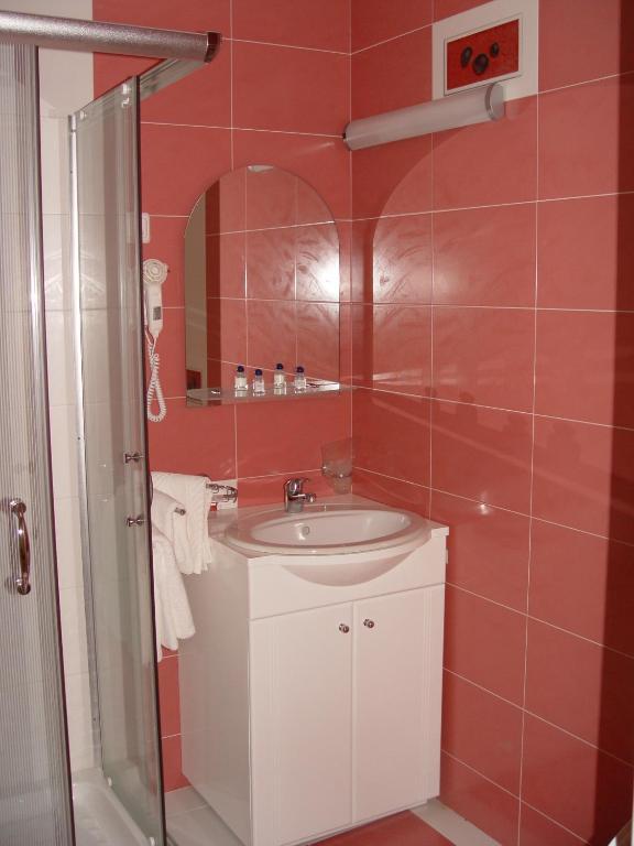 Family Hotel Gabrovo Habitación foto